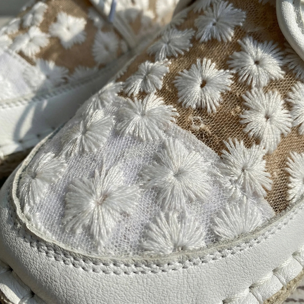 Sneaker da Donna in Pizzo Ricamato