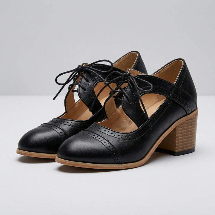 Broquella - Stivaletto brogue con tacco a blocco e allacciatura