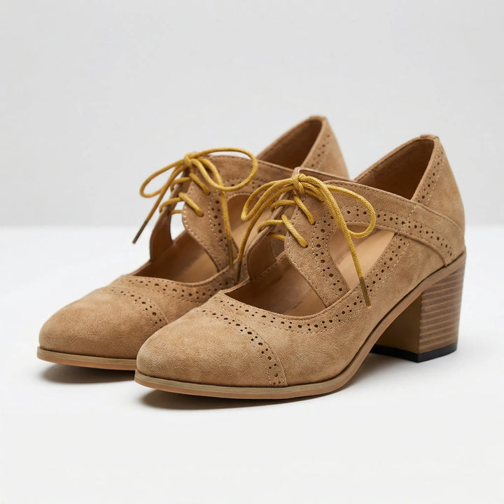Broquella - Stivaletto brogue con tacco a blocco e allacciatura