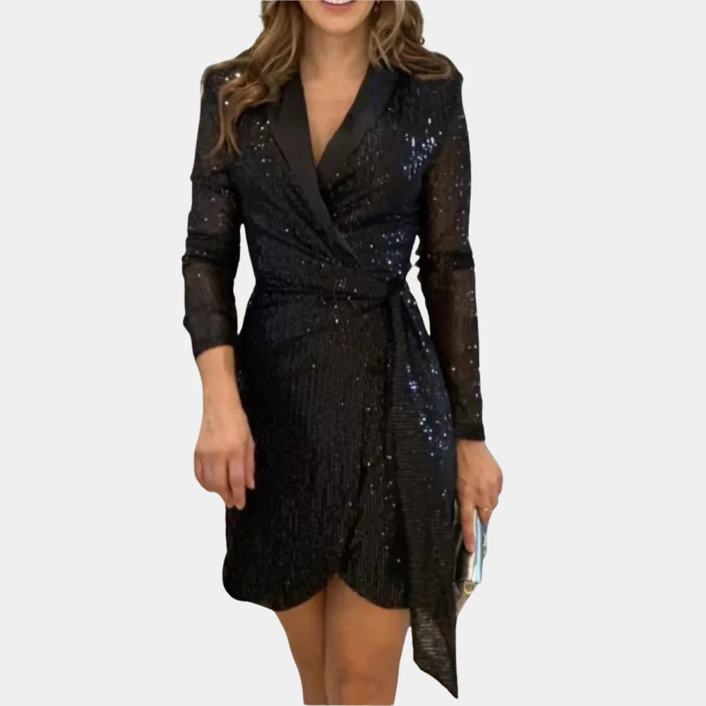 Elegante abito con giacca da donna: raffinatezza chic con un tocco glamour