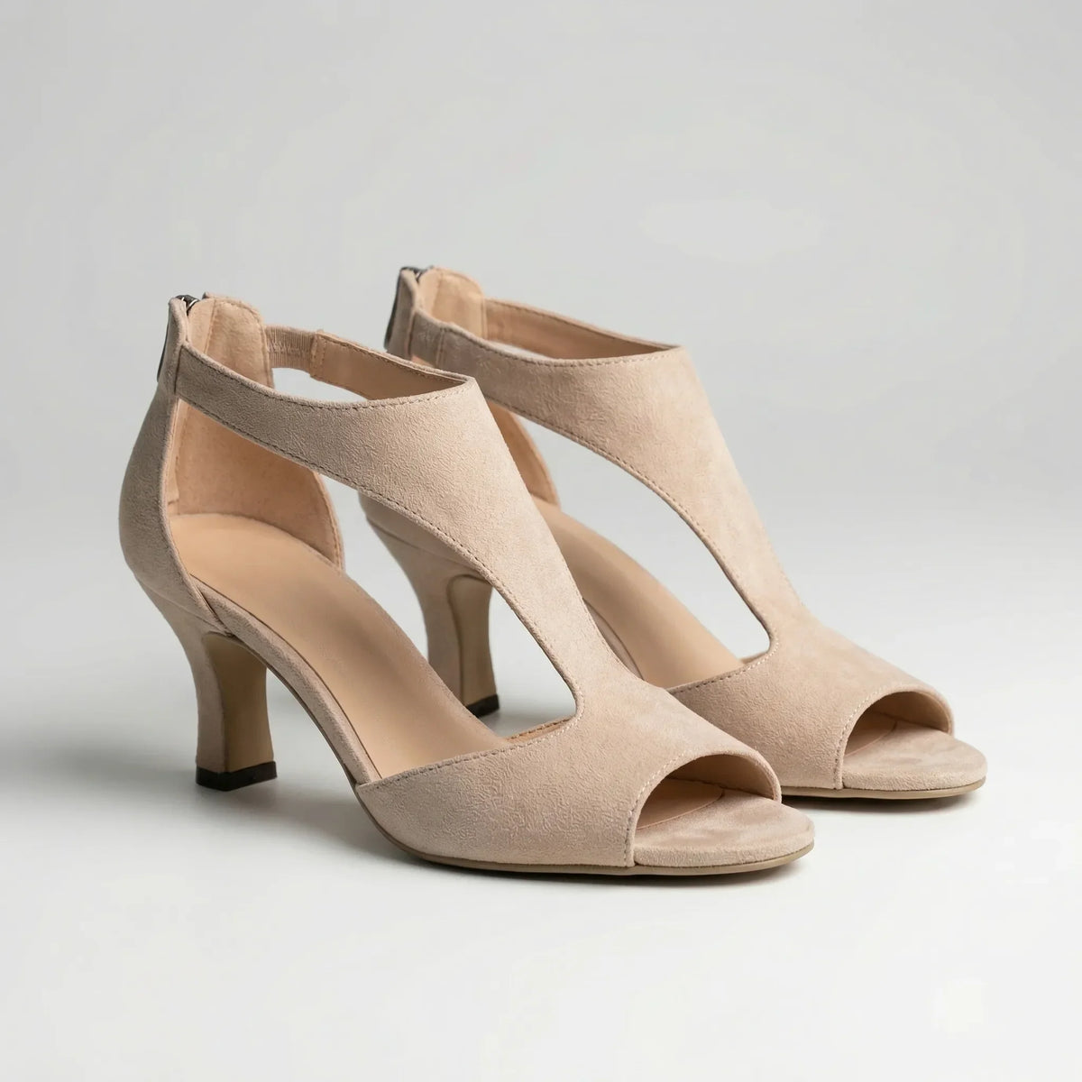 Sandalo Con Tacco Peep-Toe Con Dettaglio Tagliato