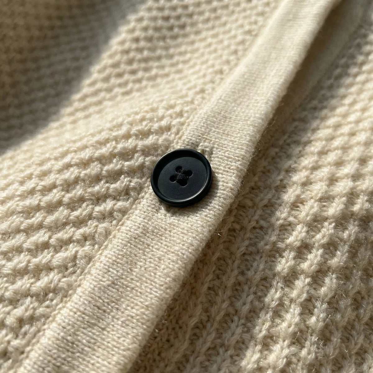 Cardigan a Bottoni Slim-Fit per Donne