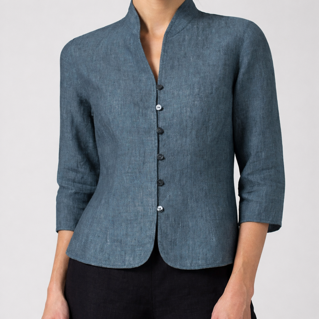 Blusa Donna con Bottoni Frontali e Colletto Alto