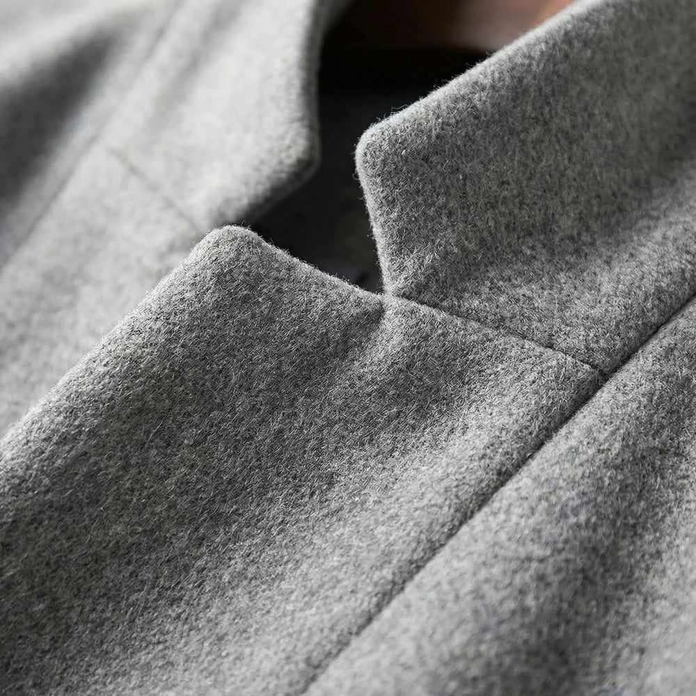 Claroven - Cappotto lungo strutturato con abbottonatura frontale