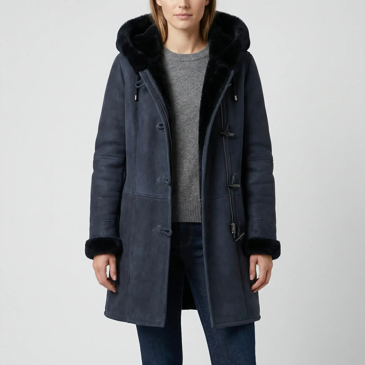 Cappotto a Maglia con Cappuccio di Lunghezza Media