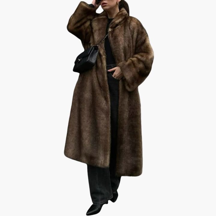 Cappotto aperto con collo alto da donna