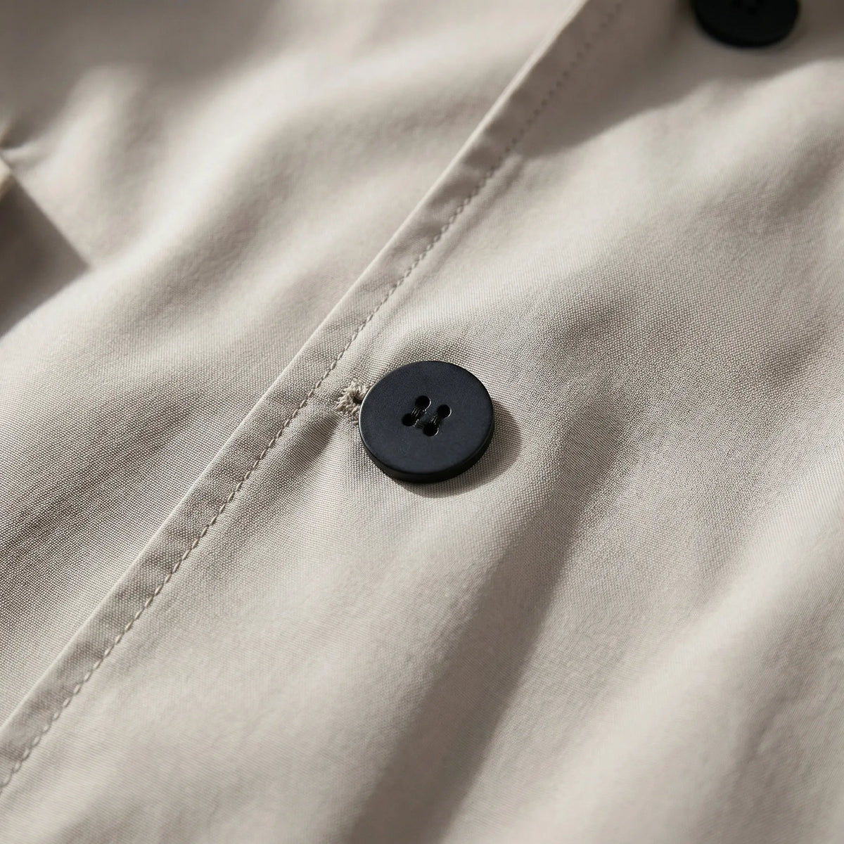 Cappotto Impermeabile con Capuccio Lungo fino al Ginocchio