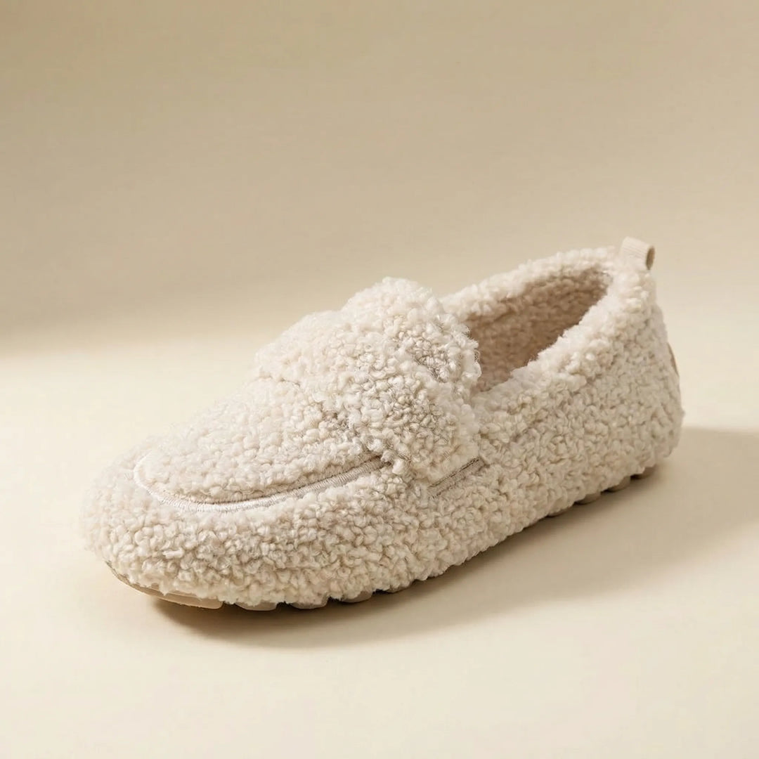 Flufora - Slip-On Plush Indoor Slipper