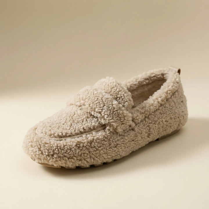 Flufora - Slip-On Plush Indoor Slipper