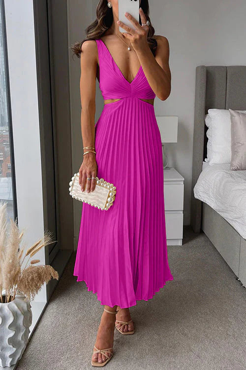 Abito lungo plissettato con scollo a V e cut-out da donna