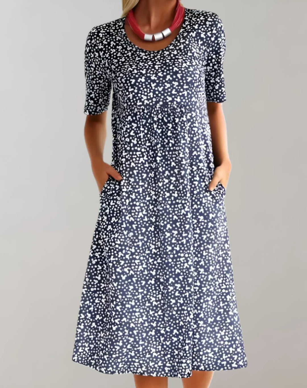 Abito casual da donna leggero con scollo a V