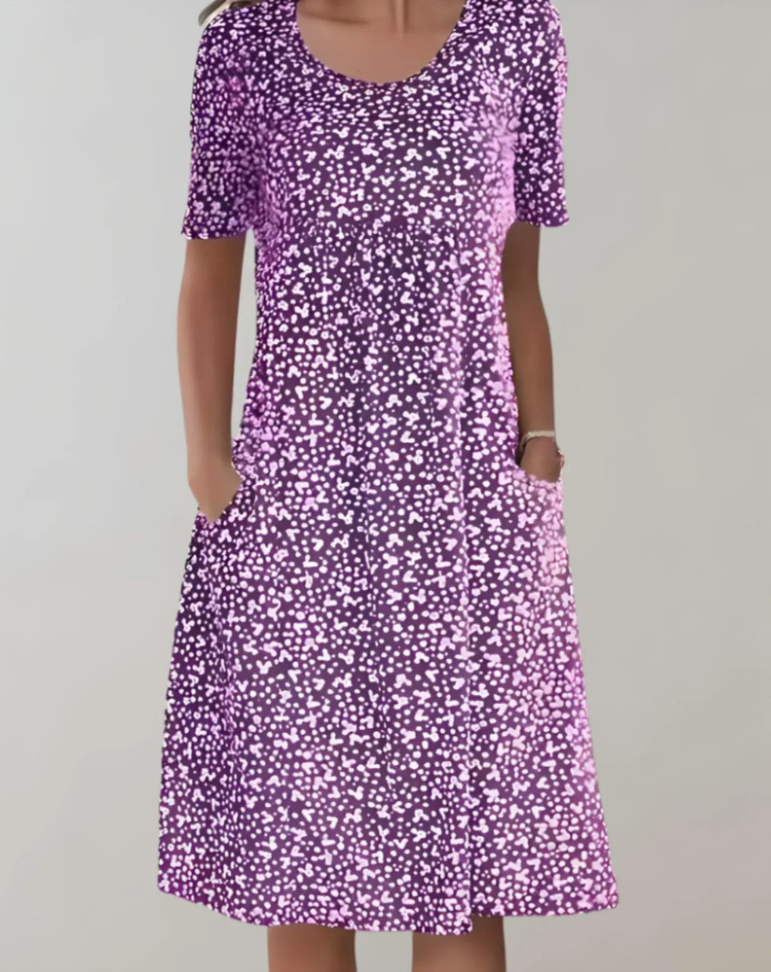 Abito casual da donna leggero con scollo a V