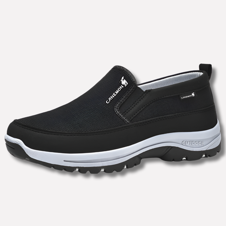 Scarpe impermeabili progettate per l'equilibrio per il massimo comfort in tutte le condizioni