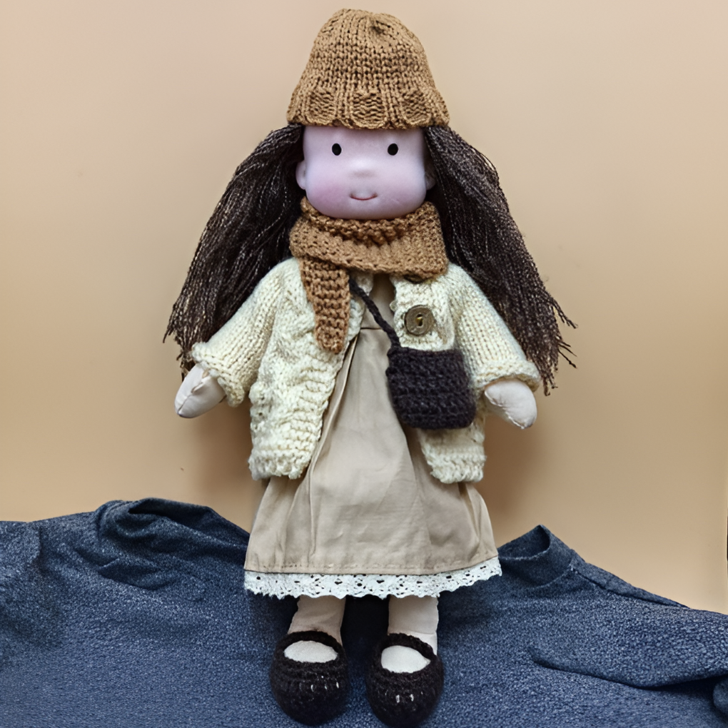 Bambola Cuddly Waldorf Fatta a Mano