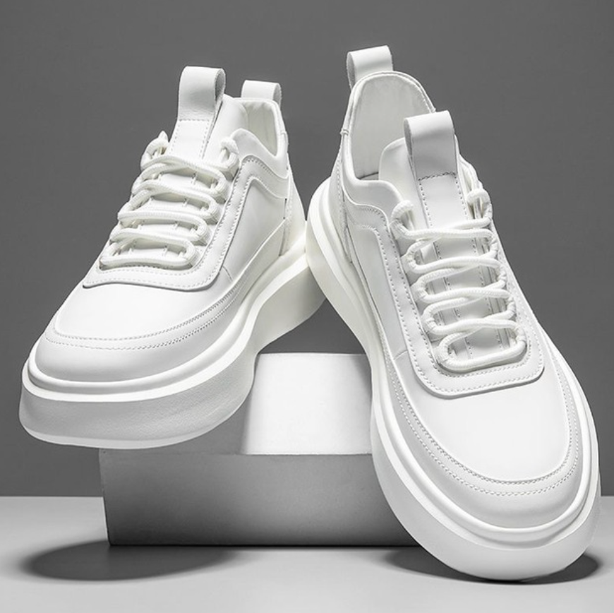 Sneakers minimal in similpelle da uomo
