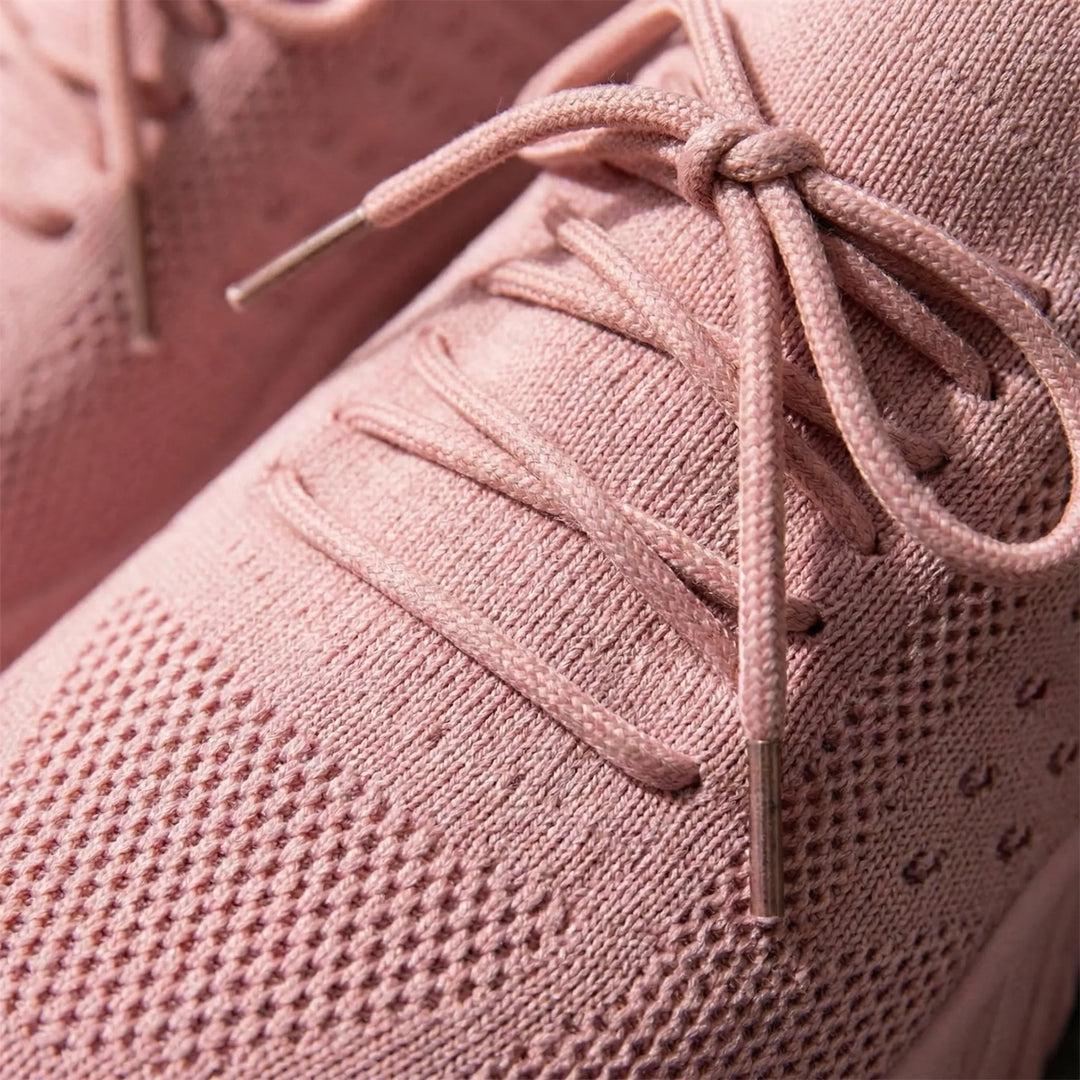 Lyvora - Sneaker in maglia traspirante con lacci