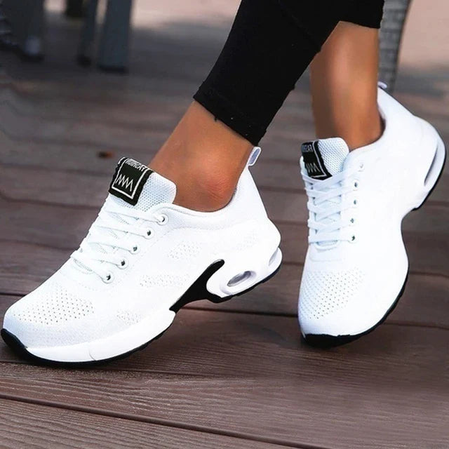 Scarpe da ginnastica leggere