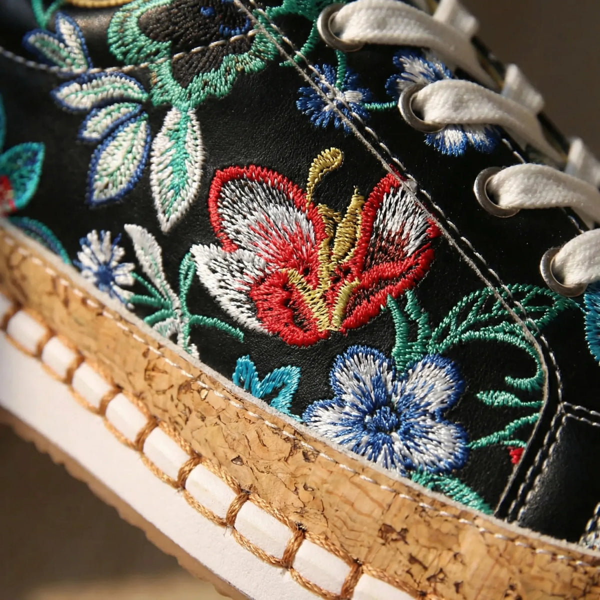 Scarpa Sneaker Floreale con Lacci Piatta per Donne