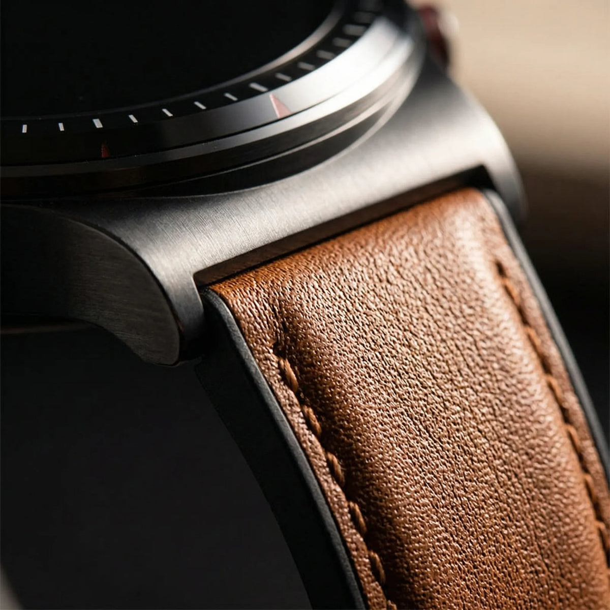Smartwatch Rotondo a Schermo Totale