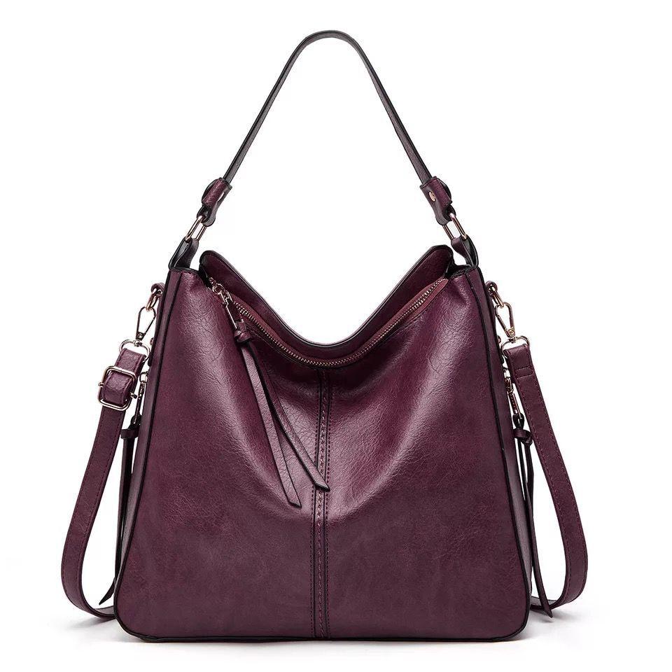 Borsa a Spalla in Pelle Classica con Dettagli Oro Sleek