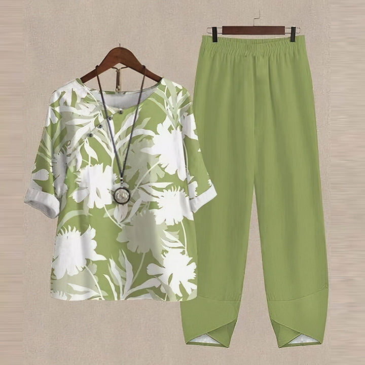 Set di Due Pezzi Floreale Elegante e Perfettamente Confortevole per Donne