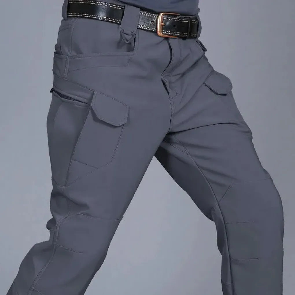 Pantaloni da Trekking per Uomo – Design Resistente e Idrorepellente