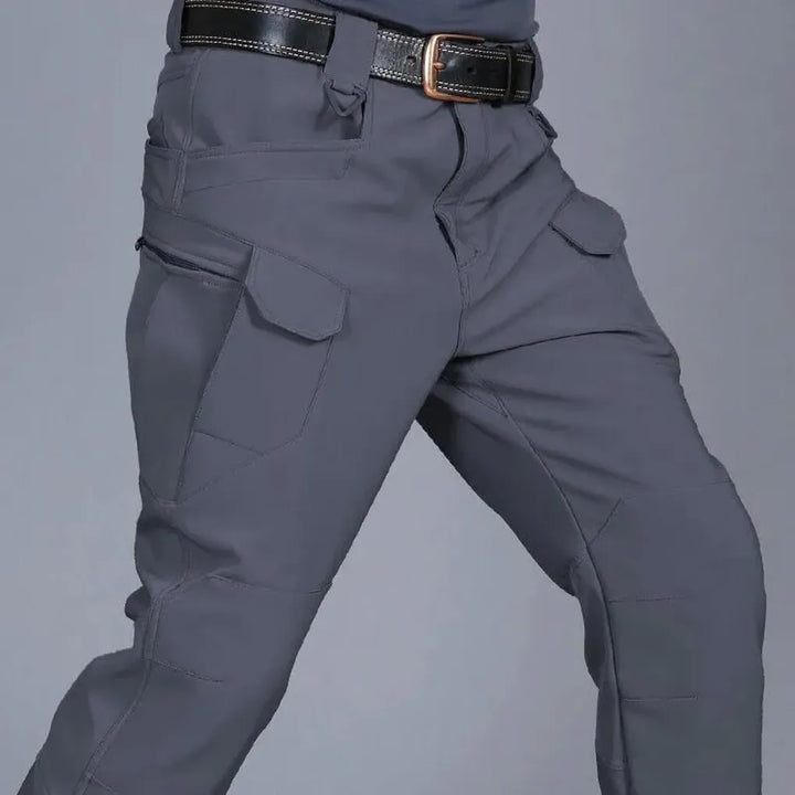 Pantaloni da Trekking per Uomo – Design Resistente e Idrorepellente