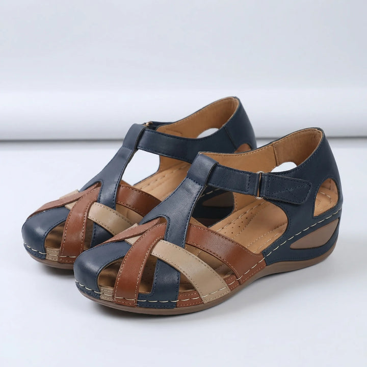 Sandriva - Sandalo con zeppa a punta aperta da donna
