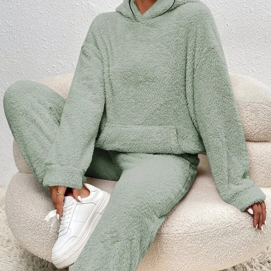 Tuta da casa con cappuccio in peluche ultra confortevole: eleganza avvolgente per momenti di relax