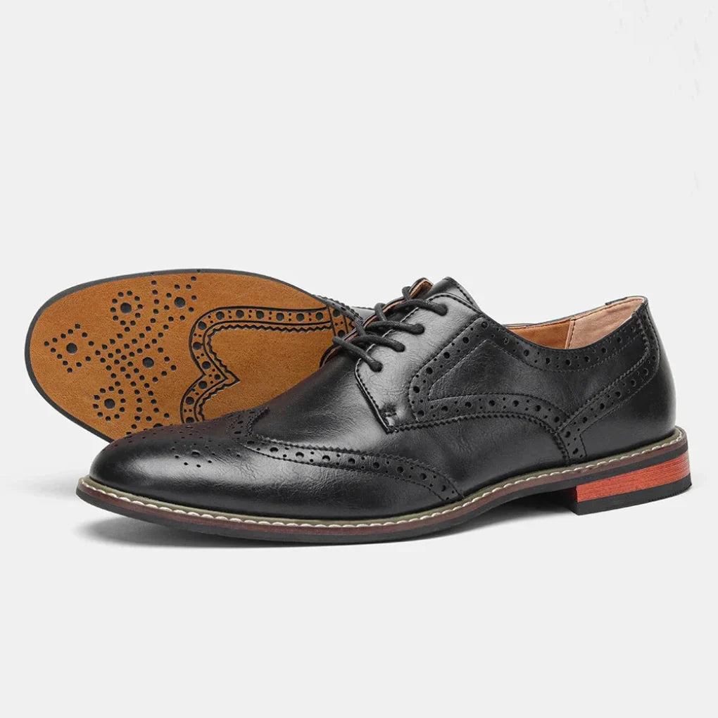 Scarpe Oxford brogue in pelle con lacci da uomo