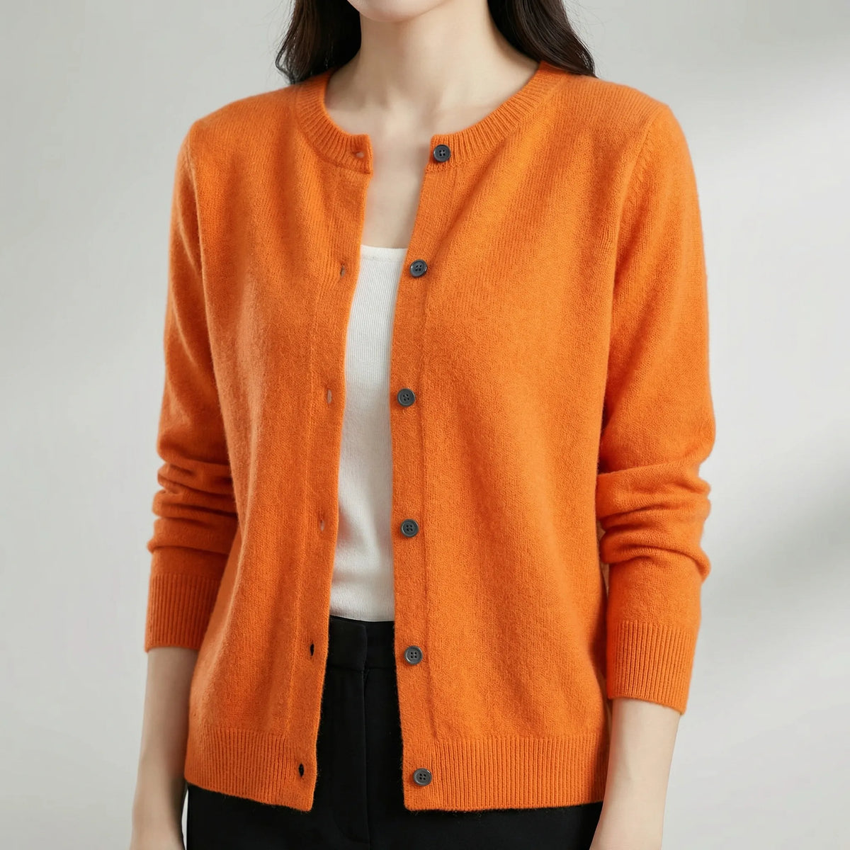 Cardigan con Pulsante Frontale e Collo O per Donne
