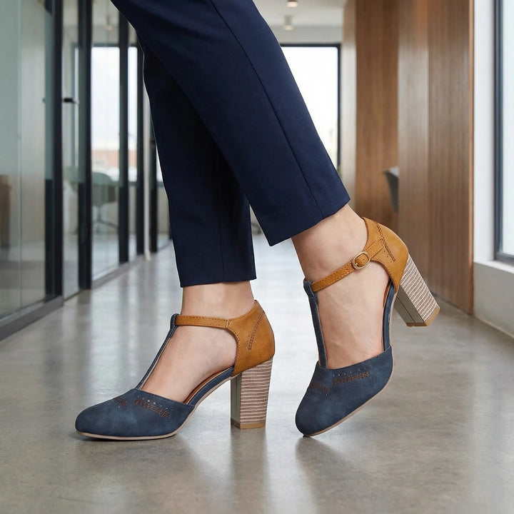 Strappella - Scarpa elegante con tacco a blocco e cinturino a T