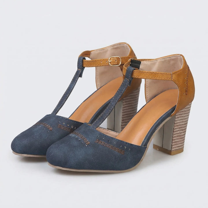 Strappella - Scarpa elegante con tacco a blocco e cinturino a T