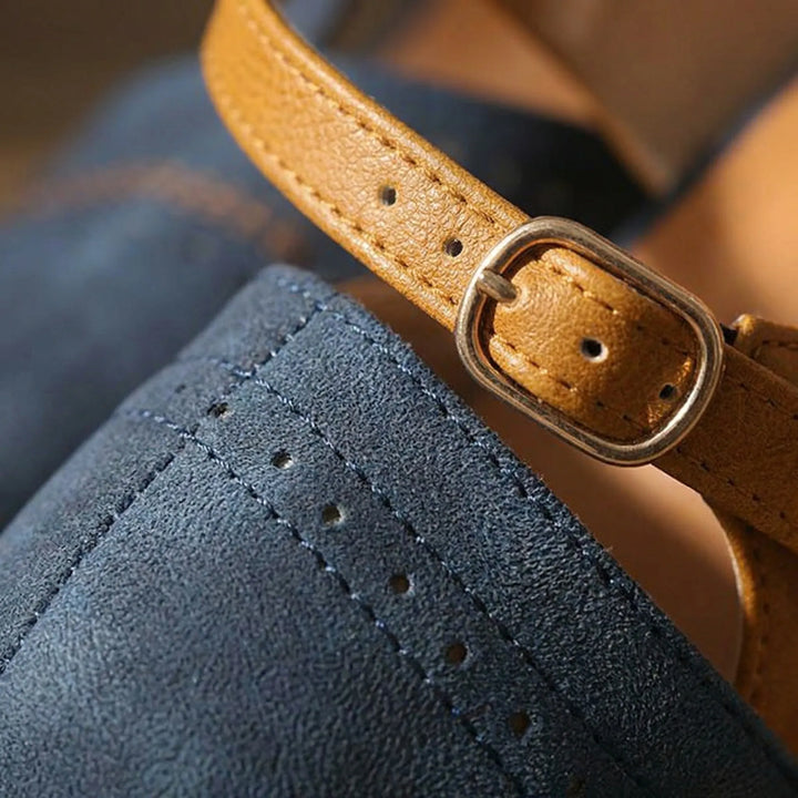 Strappella - Scarpa elegante con tacco a blocco e cinturino a T