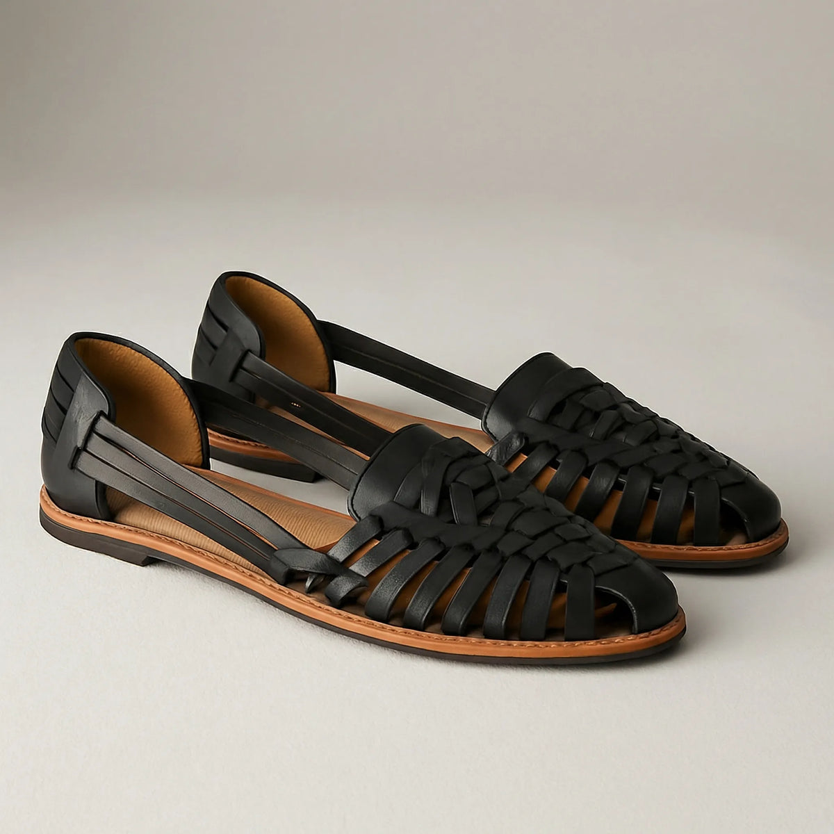 Sandalo Slingback Intrecciato a Punta Chiusa per Donne