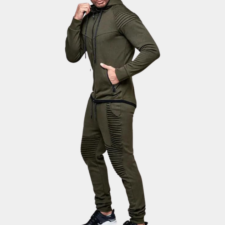 Tuta casual con cappuccio da uomo: il comfort moderno incontra lo stile funzionale