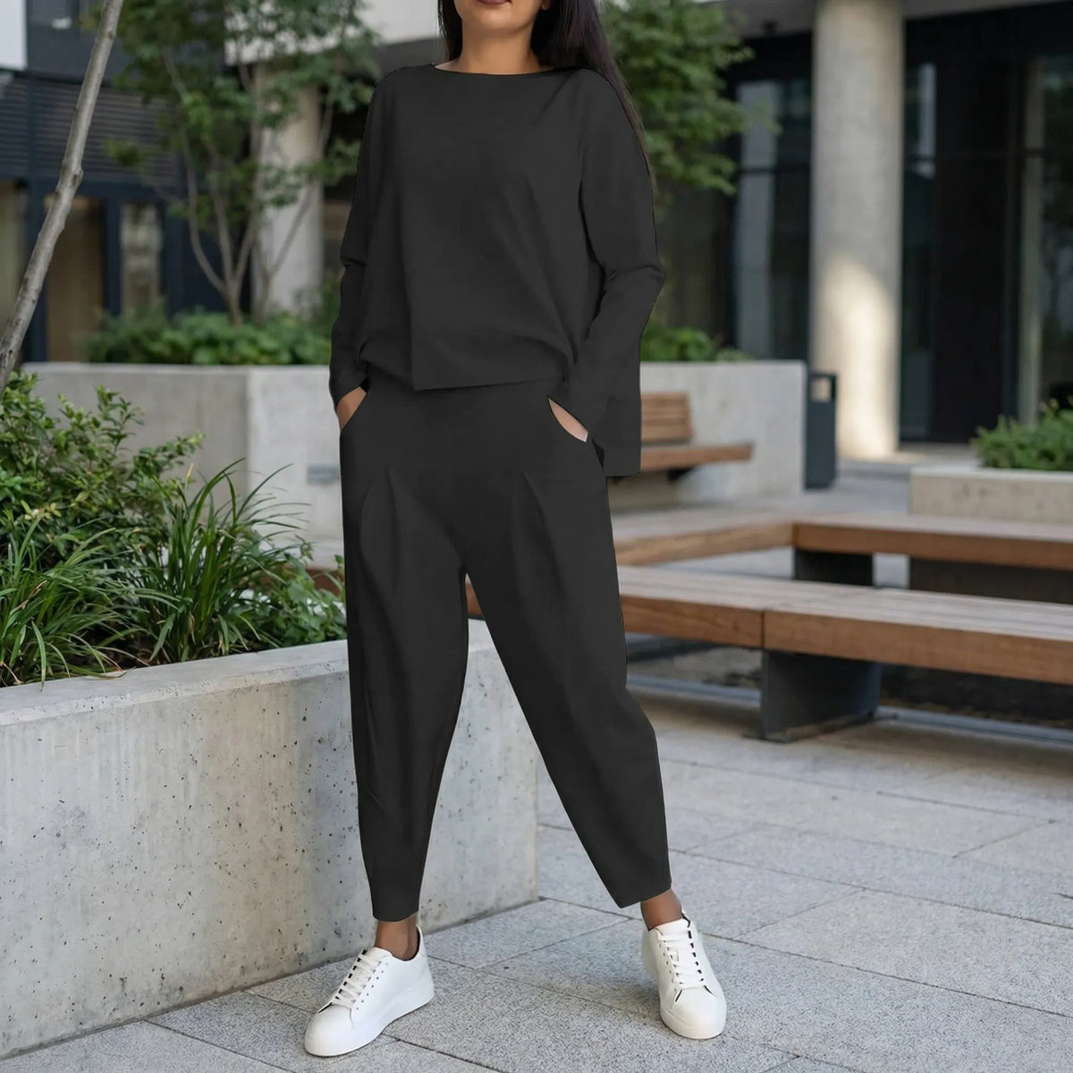 Set Coordinato Top a Manica Lunga e Pantaloni