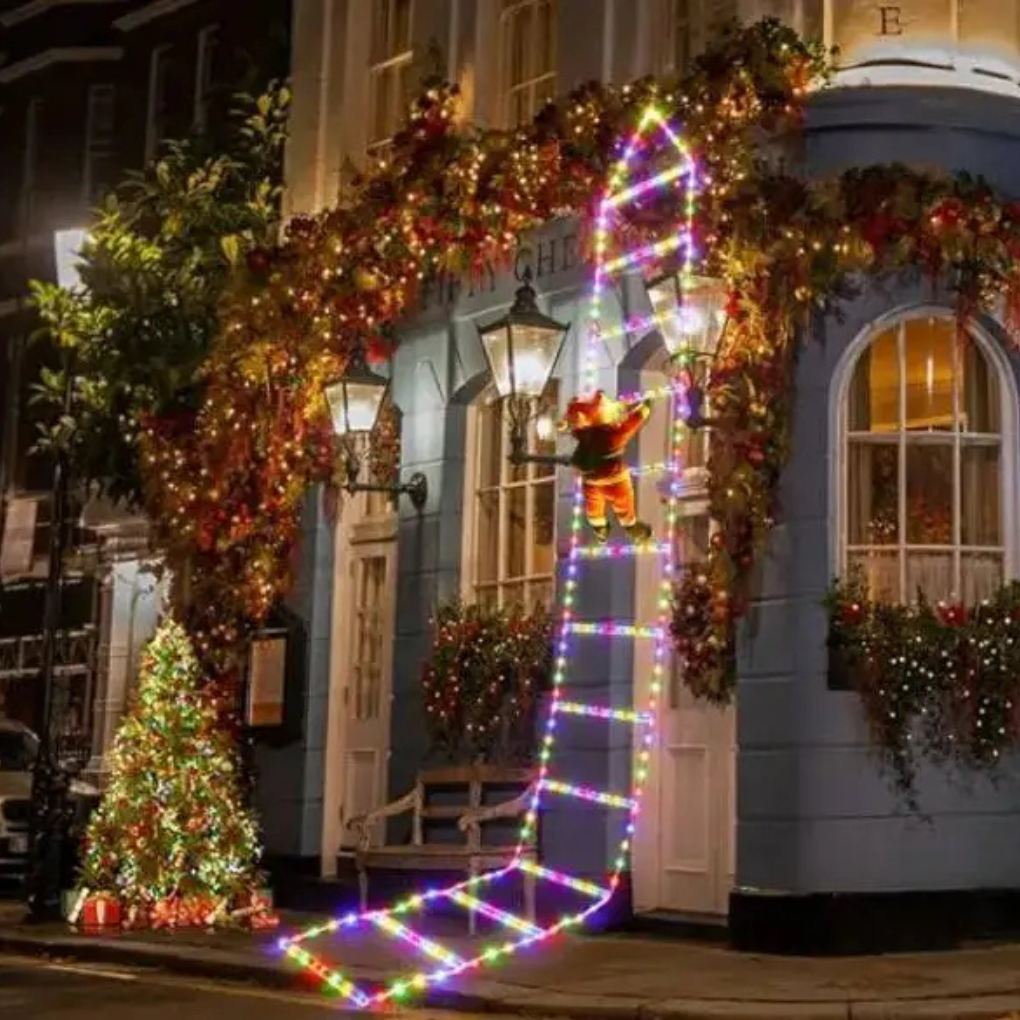 Decorazione di Santa in Scalata