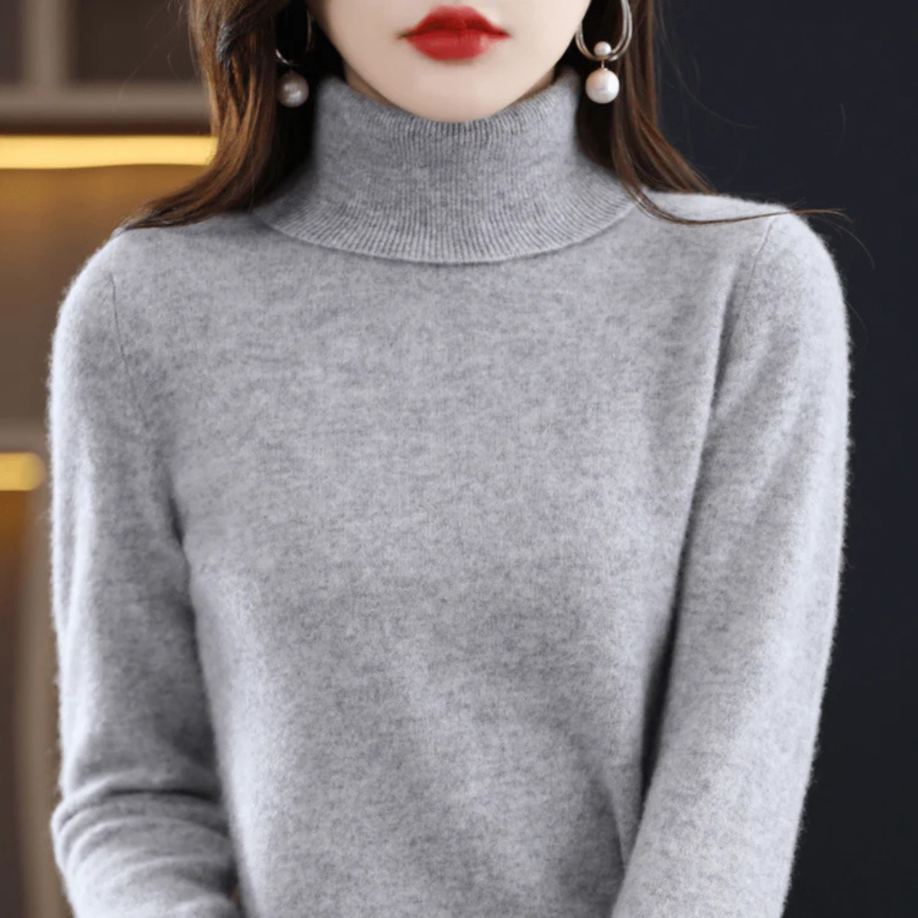 Maglione a collo alto in maglia fine da donna