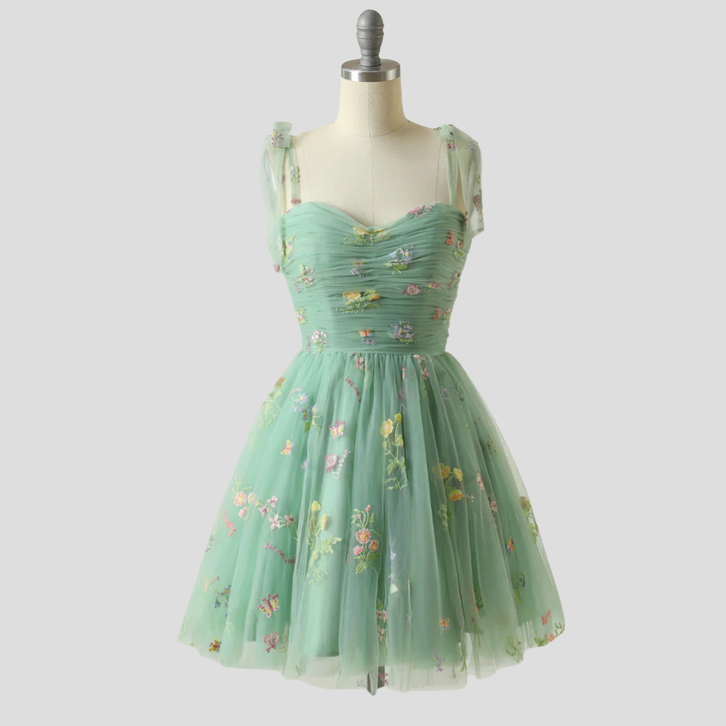 Abito da cerimonia in tulle ricamato da donna