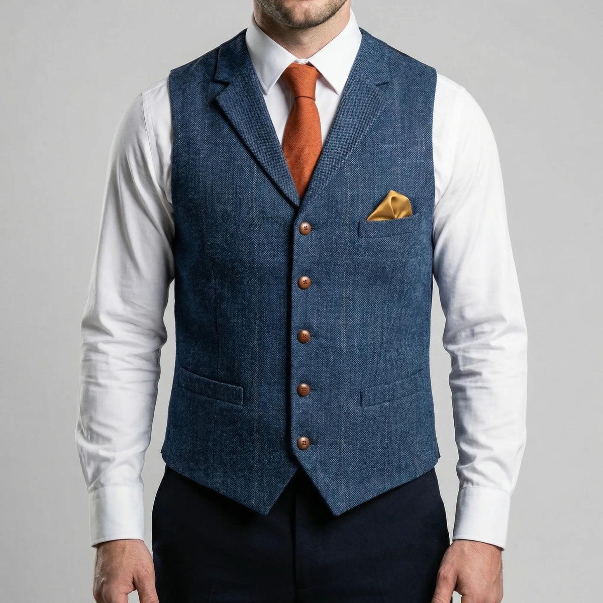 Gilet Con Bottoni Ispirato Al Vintage