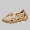 Infilare Sculpted Cutout Slide per Uomini