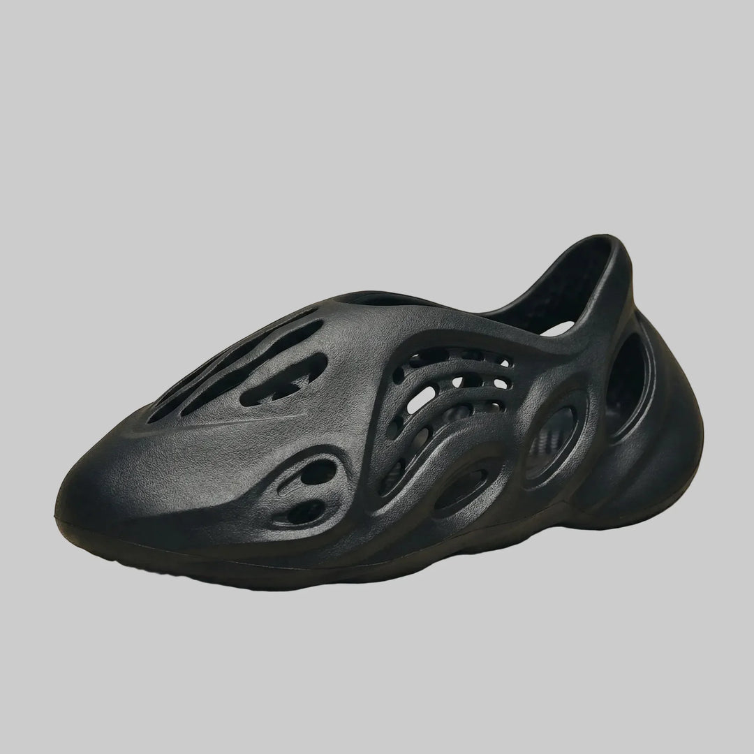 Volvix - Ciabatte slip-on con intagli sagomati