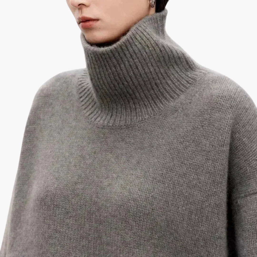 Maglione oversize a collo alto da donna