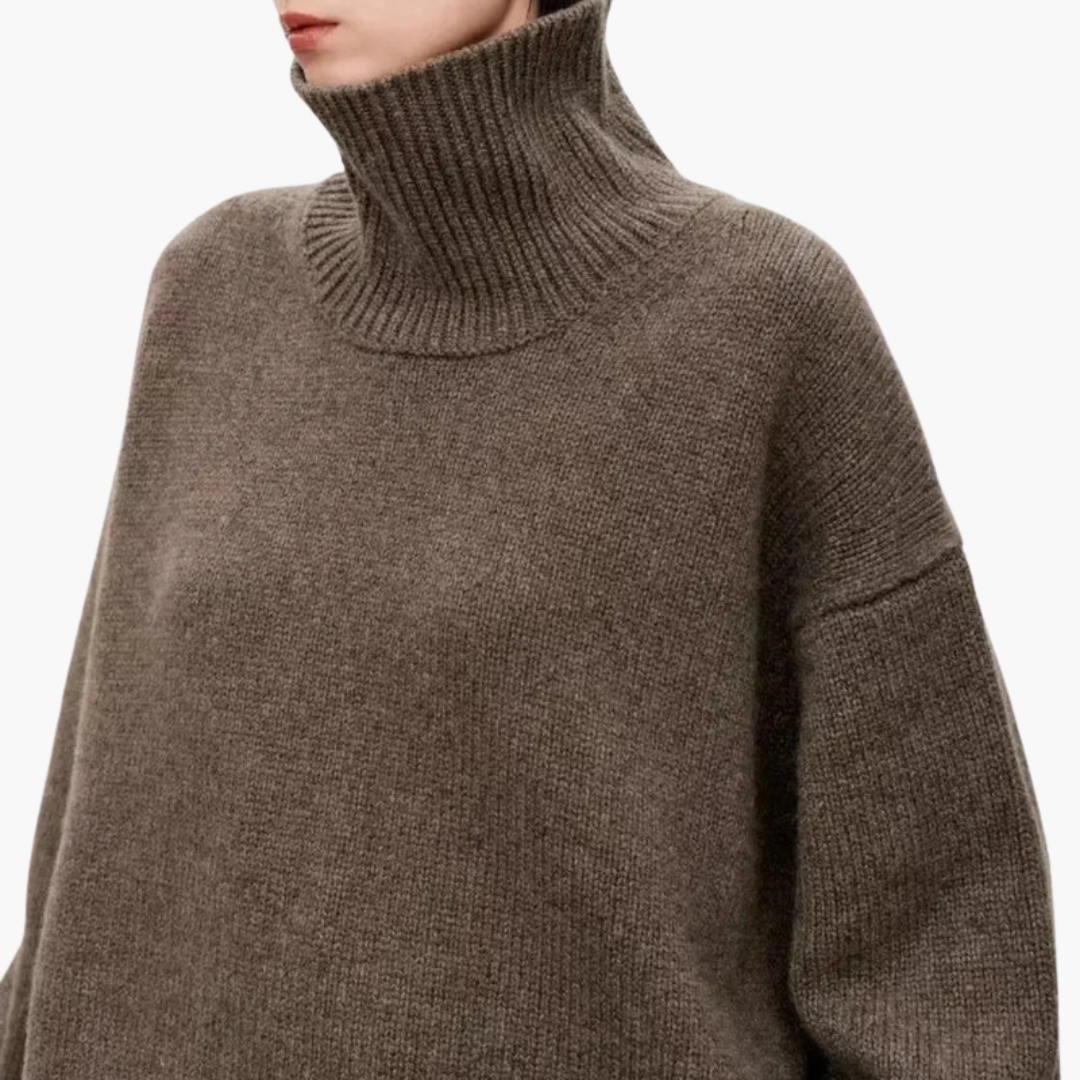 Maglione oversize a collo alto da donna