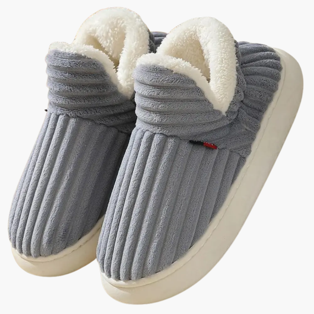 Pantofole in Pile da Donna – Calzature da Interno Ribattute