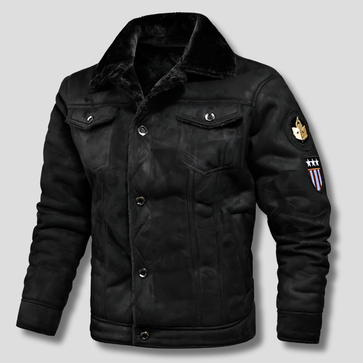 Giacca bomber invernale: calore alla moda con un tocco classico da aviatore