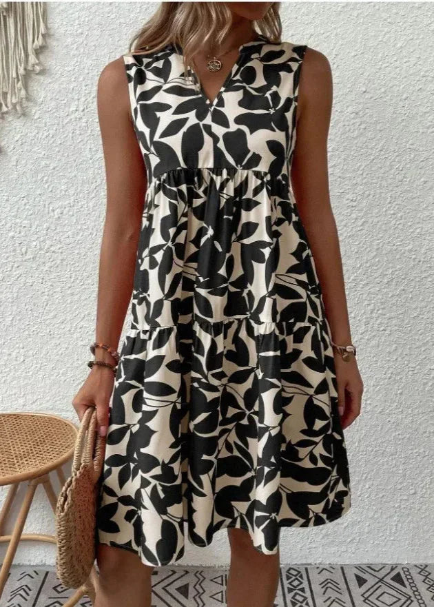 Elegante abito estivo con scollo a V e silhouette femminile
