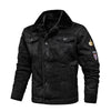 Giacca bomber invernale: calore alla moda con un tocco classico da aviatore