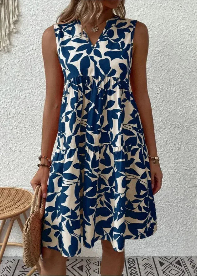 Elegante abito estivo con scollo a V e silhouette femminile